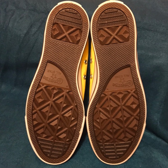 Converse Sneakers - Picture 6 of 10